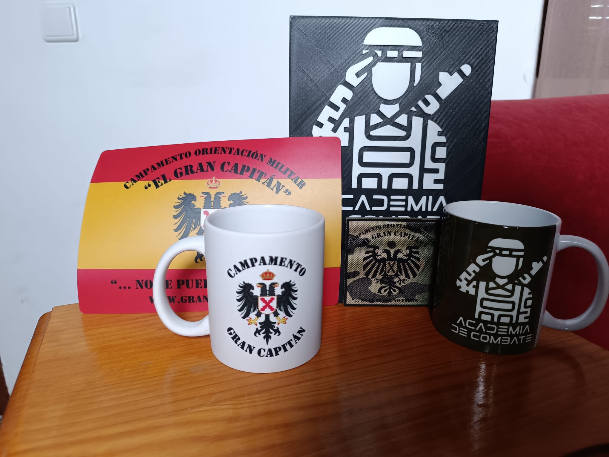 Gran Capitán X Academia de Combate